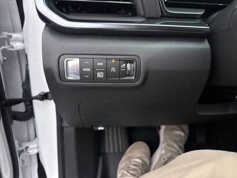 New 2026 GMC Terrain AT4 w/ LPO, Floor Liner Package image 30