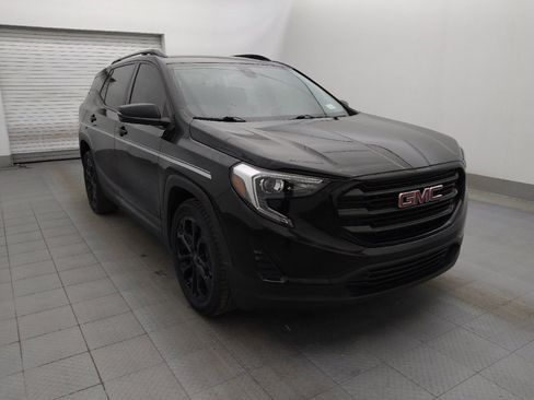 Used 2021 GMC Terrain SLE w/ Elevation Edition image 13