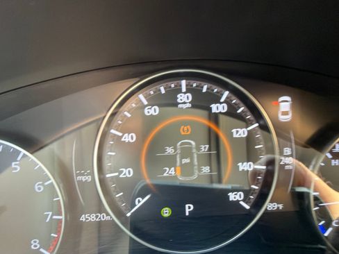 Used 2024 MAZDA MAZDA3 s FWD image 3