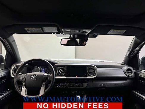 Used 2018 Toyota Tacoma Limited image 13