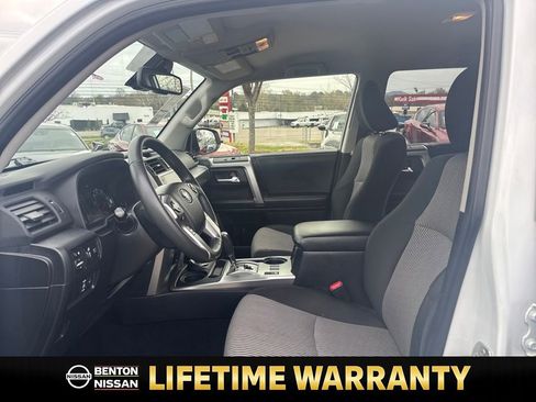 Used 2024 Toyota 4Runner SR5 image 10