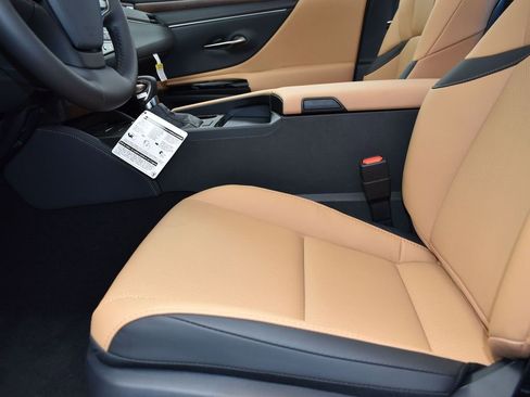 New 2025 Lexus ES 350 w/ Premium Package image 13