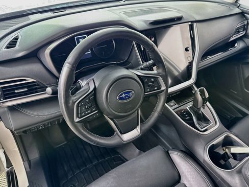 Used 2024 Subaru Outback Touring AWD/4WD image 14