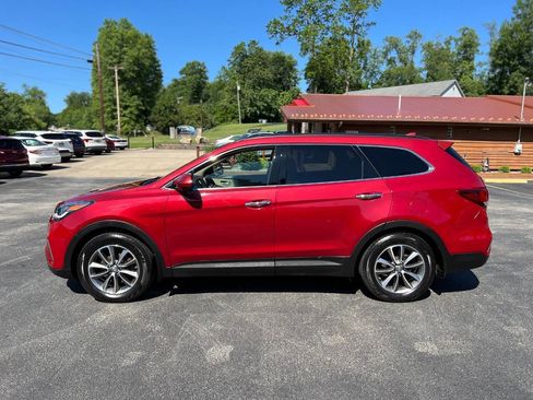 Used 2017 Hyundai Santa Fe SE AWD/4WD image 8
