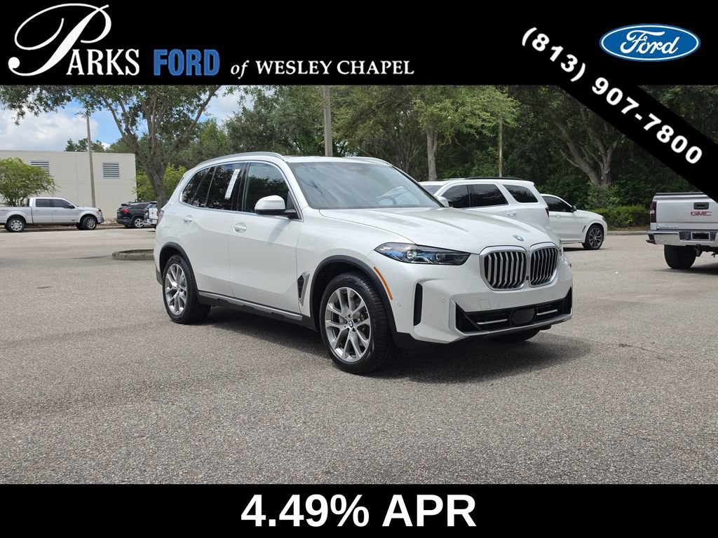 Used 2024 BMW X5 xDrive40i w/ Premium Package AWD/4WD image 1