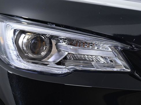 Used 2020 Subaru Ascent Touring w/ Popular Package #2A AWD/4WD image 8