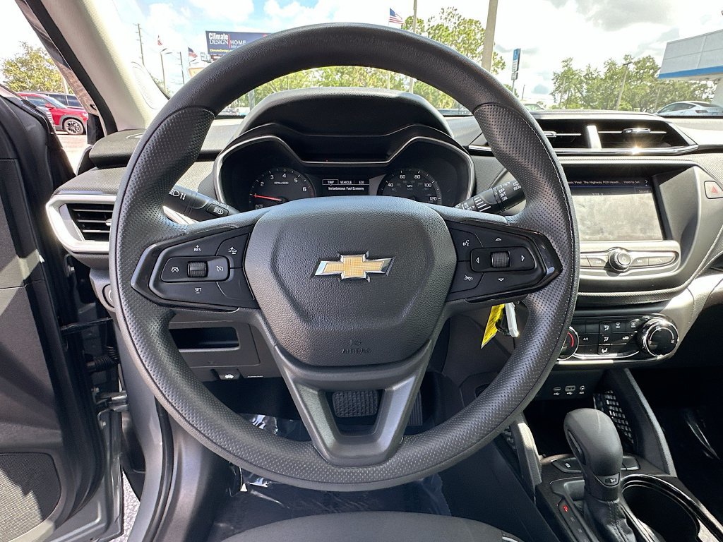 Certified 2023 Chevrolet TrailBlazer LS FWD image 11