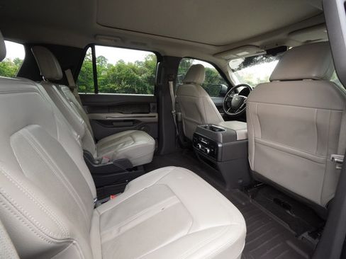 Used 2021 Ford Expedition Limited RWD image 24