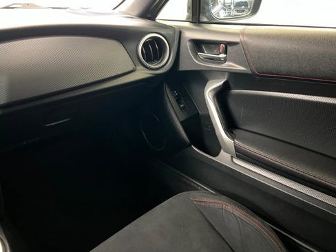 Used 2016 Scion FR-S RWD image 10