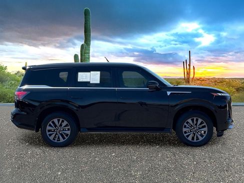 Certified 2026 INFINITI QX80 Pure w/ Cargo Package AWD/4WD image 6