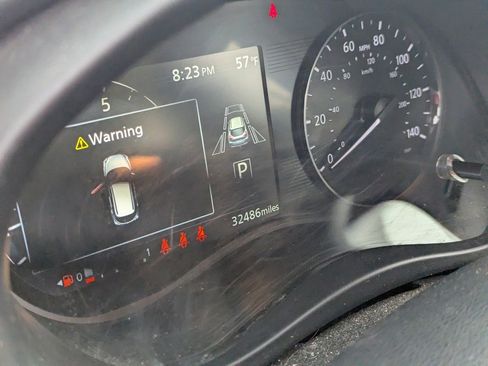 Certified 2022 Nissan Kicks SV w/ Exterior Package image 10