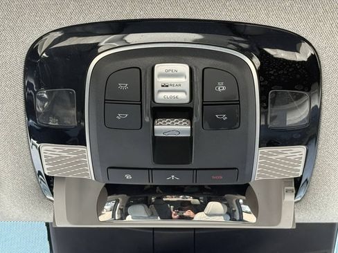Used 2021 Hyundai Palisade Limited AWD/4WD image 26