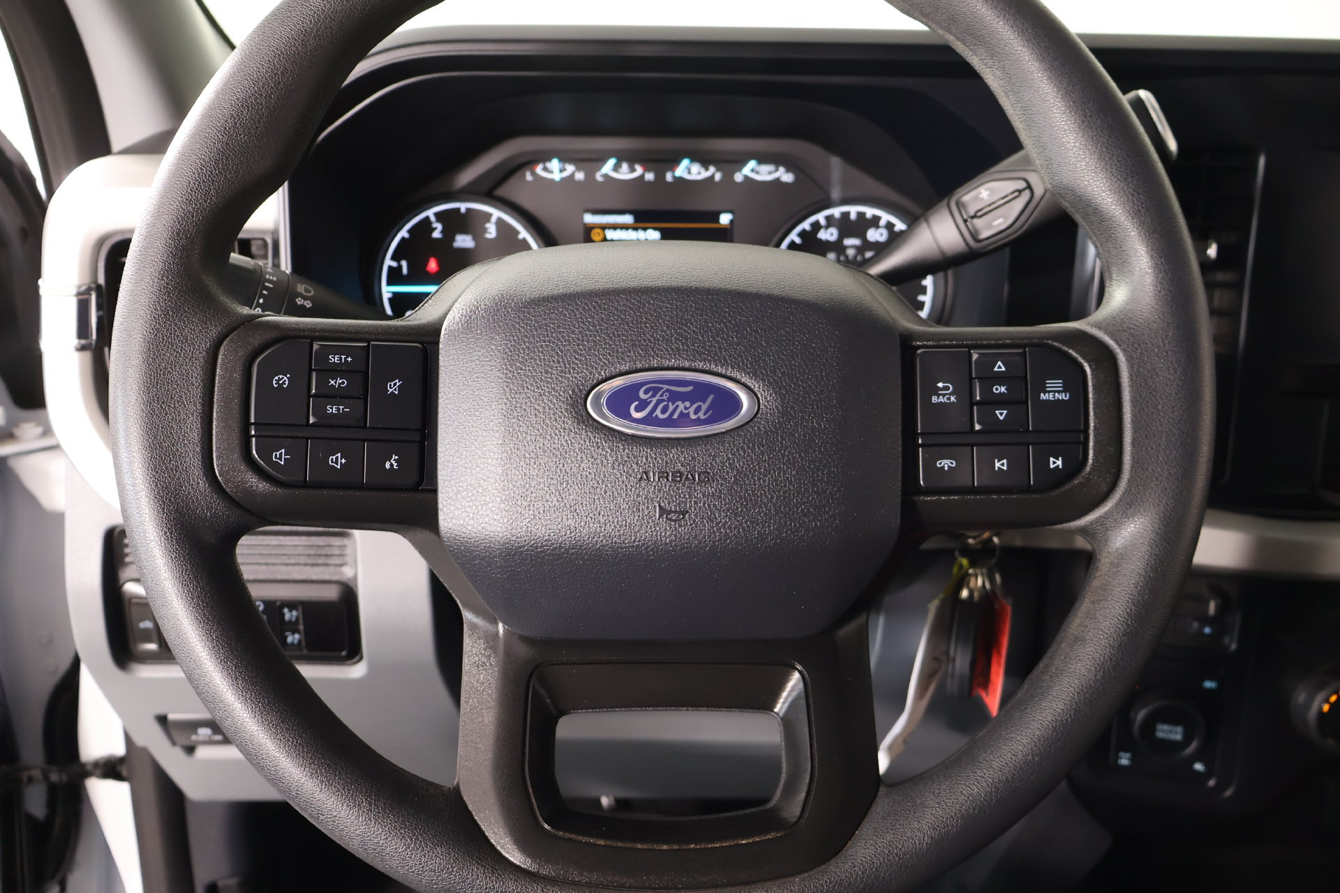 Used 2025 Ford F250 XL w/ STX Appearance Package AWD/4WD image 3