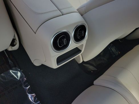 New 2026 Mercedes-Benz CLE 300 4MATIC Coupe image 11