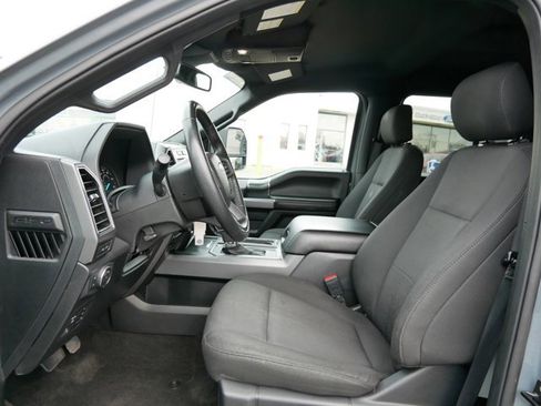 Certified 2022 Ford Explorer XLT w/ Equipment Group 202A image 34