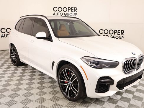 Used 2023 BMW X5 xDrive40i w/ M Sport Package image 1