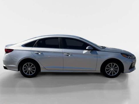 Used 2018 Hyundai Sonata SE image 6