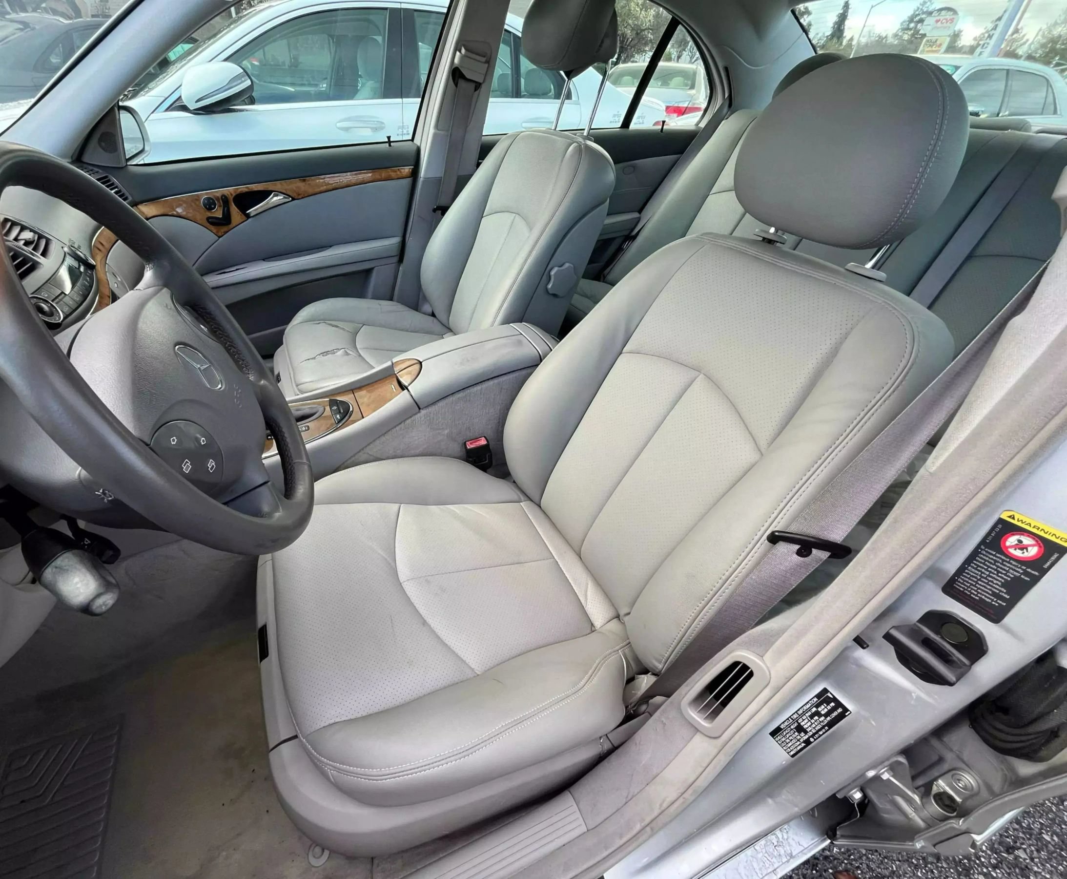 Used 2003 Mercedes-Benz E 500 Sedan image 12