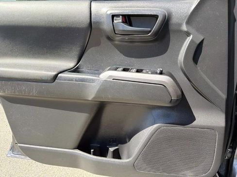 Used 2023 Toyota Tacoma SR5 w/ Trail Edition image 18