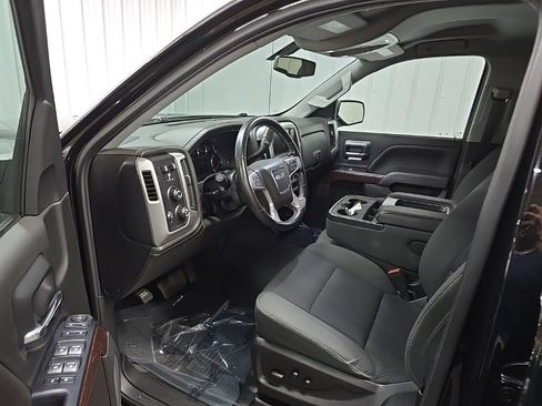 Used 2018 GMC Sierra 1500 SLE w/ SLE Value Package AWD/4WD image 30