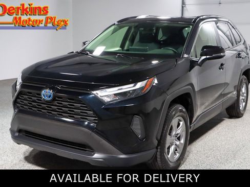 Used 2023 Toyota RAV4 XLE w/ Convenience Package AWD/4WD image 1
