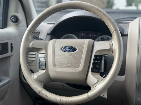 Used 2011 Ford Escape 2WD Hybrid image 26