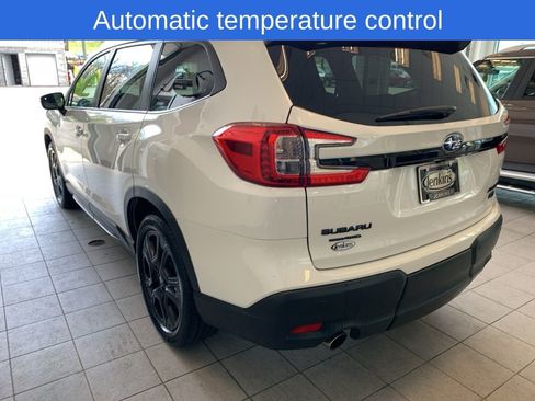 Used 2023 Subaru Ascent Onyx Edition image 8