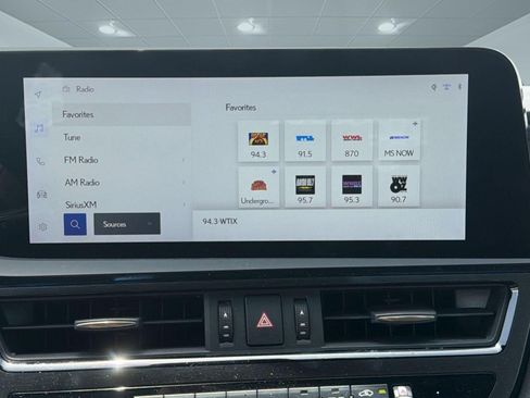 Used 2025 Lexus ES 350 w/ Premium Package FWD image 17