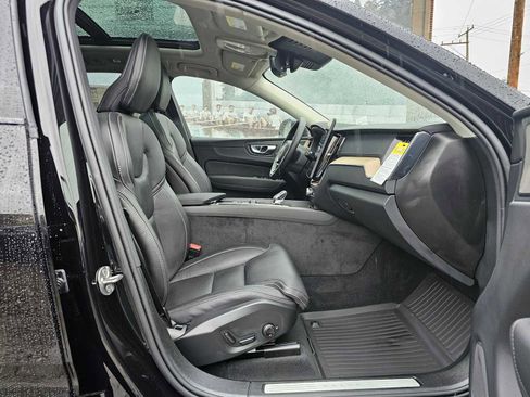 New 2026 Volvo XC60 B5 Ultra w/ Protection Package Premier image 10