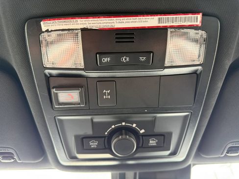 Used 2021 Toyota Tacoma TRD Off-Road AWD/4WD image 32