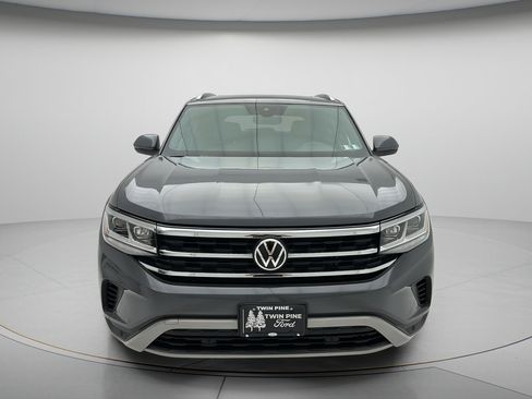 Used 2022 Volkswagen Atlas Cross Sport SEL AWD/4WD image 2