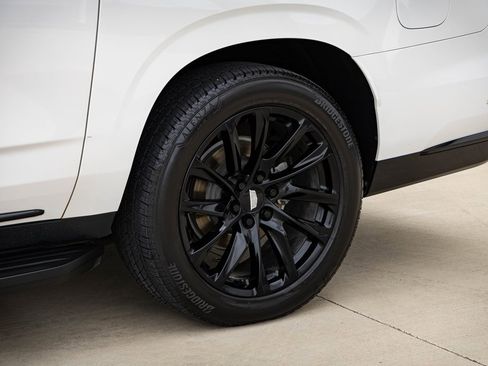 Used 2021 Cadillac Escalade ESV Sport w/ Driver Assist Tech Package image 6