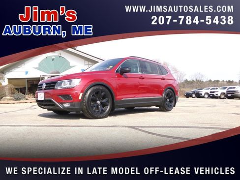 Used 2018 Volkswagen Tiguan SE image 1