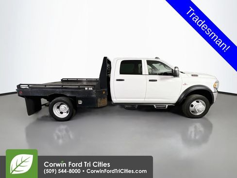 Used 2024 RAM 4500 Tradesman w/ Chrome Appearance Group AWD/4WD image 17