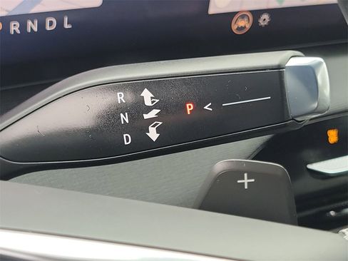 Used 2026 Buick Enclave Preferred image 16