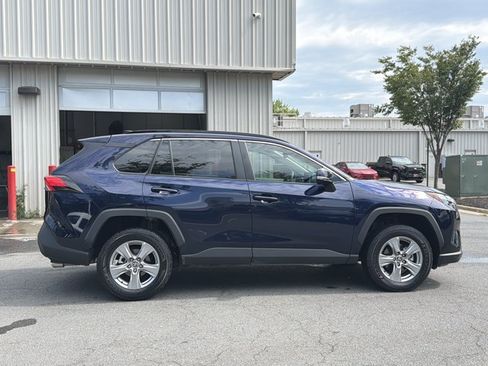 Used 2025 Toyota RAV4 XLE w/ Convenience Package AWD/4WD image 5