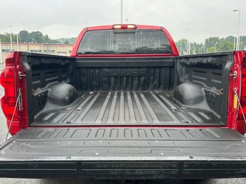Used 2016 Toyota Tundra SR5 AWD/4WD image 32