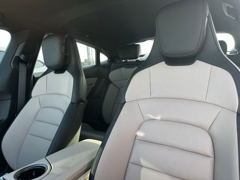 New 2025 Porsche Taycan 4S image 5