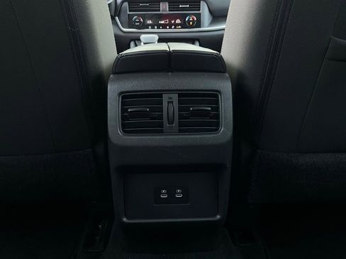 Used 2025 Nissan Rogue SV image 13