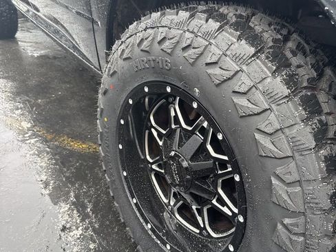 Used 2023 RAM 1500 Tradesman AWD/4WD image 3