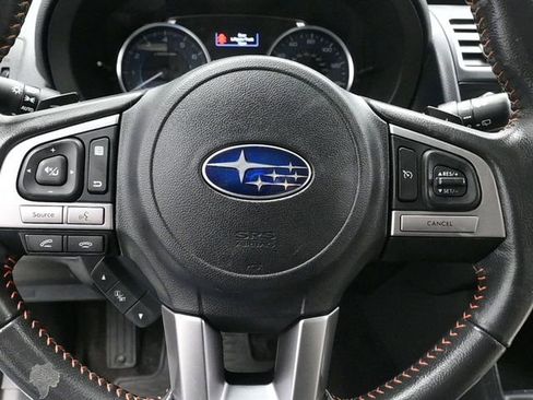 Used 2017 Subaru Crosstrek 2.0i Limited image 10
