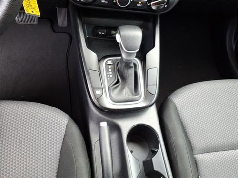 Used 2024 Kia Soul LX w/ Option Group 015 image 17
