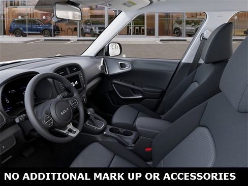 New 2025 Kia Soul LX w/ LX Technology Package image 17