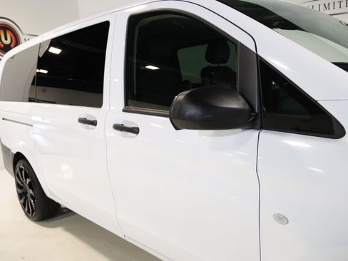 Used 2023 Mercedes-Benz Metris Passenger image 11