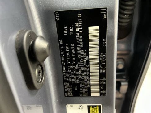 Used 2023 Toyota Corolla Cross LE image 34