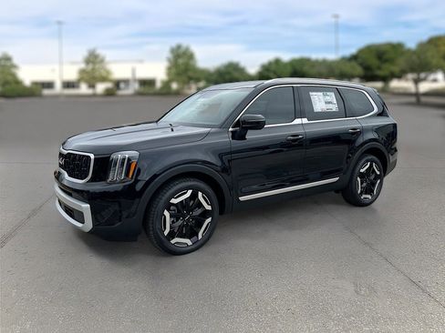 New 2025 Kia Telluride EX w/ EX Captain's Chair Package image 32