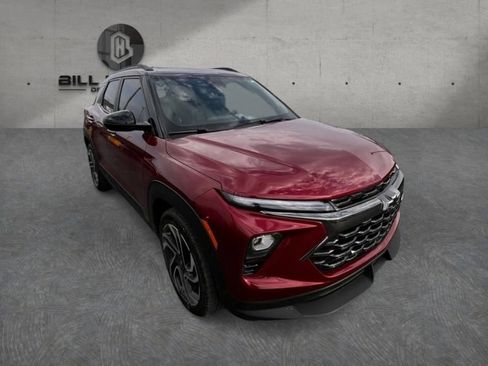 Used 2025 Chevrolet TrailBlazer RS w/ Convenience Package image 3