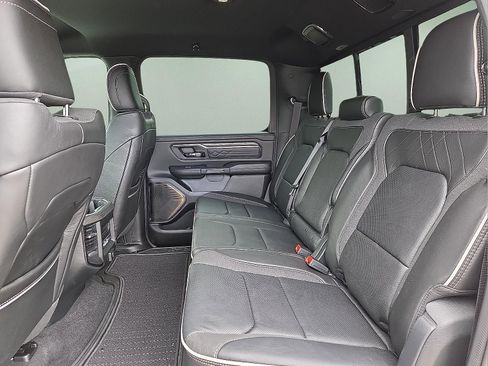 Used 2025 RAM 1500 Limited AWD/4WD image 10