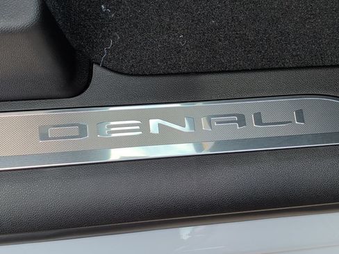 New 2026 GMC Sierra 3500 Denali w/ Denali Reserve Package AWD/4WD image 53