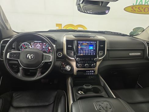Used 2022 RAM 1500 Laramie AWD/4WD image 13